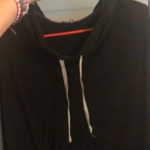 brandy melville long sleeve pull over